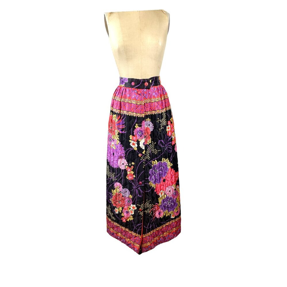 1970s quilted maxi skirt with floral print Size M